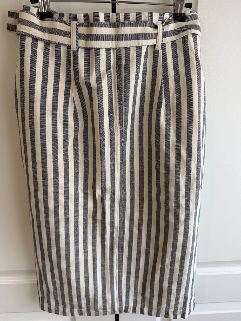 Anthropologie Vertical Stripe Belted Pencil Skirt - Navy & Cream - Picture 8 of 9
